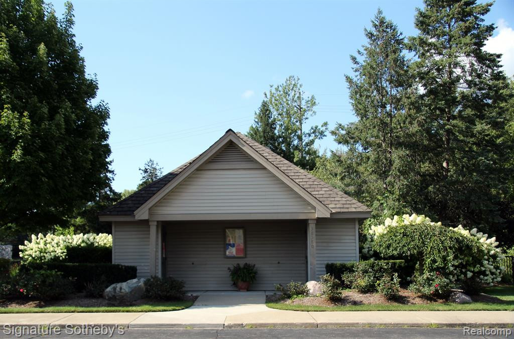 38326 WYNMAR, Farmington Hills, MI 48331 — Photo 28