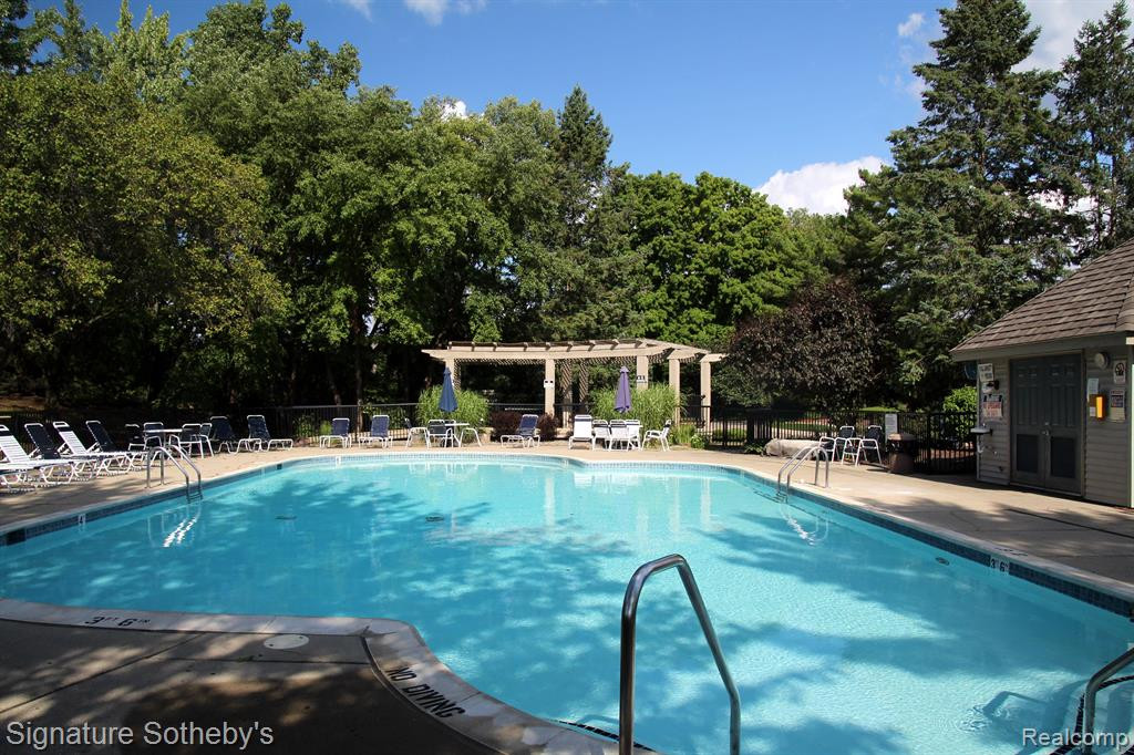 38326 WYNMAR, Farmington Hills, MI 48331 — Photo 29