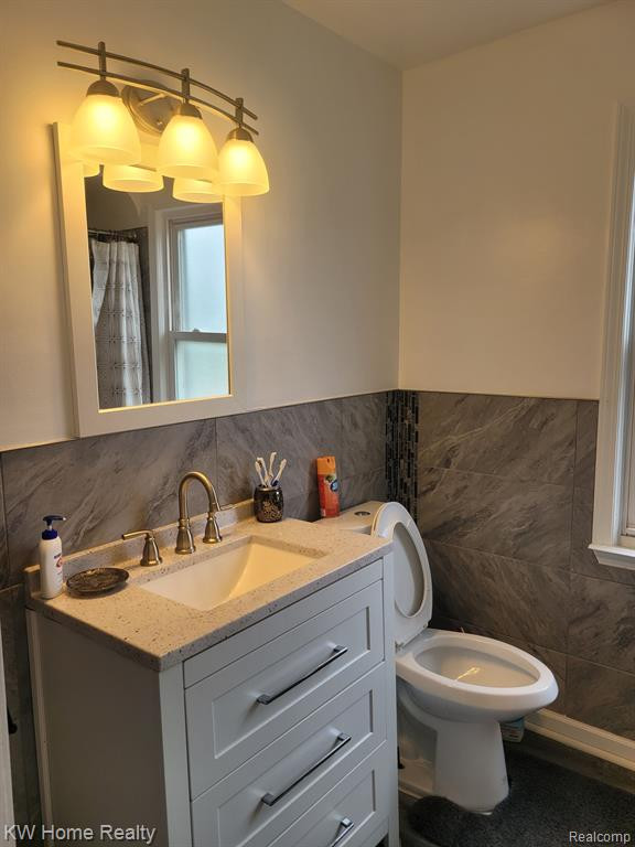 7266 W OUTER Drive, Detroit, MI 48235 — Photo 8