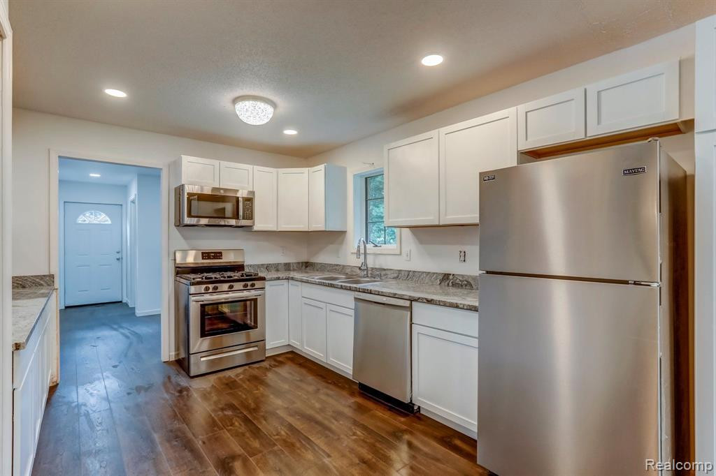 250 E Fitchburg Road, Leslie, MI 49251 — Photo 11