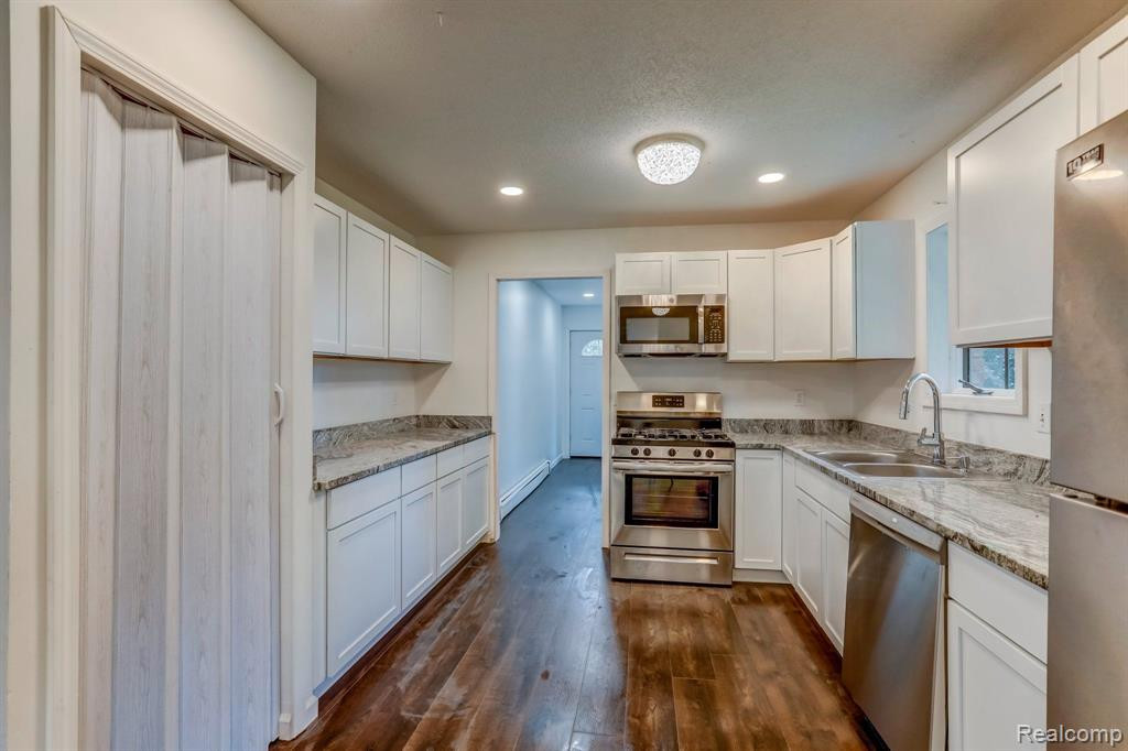 250 E Fitchburg Road, Leslie, MI 49251 — Photo 12