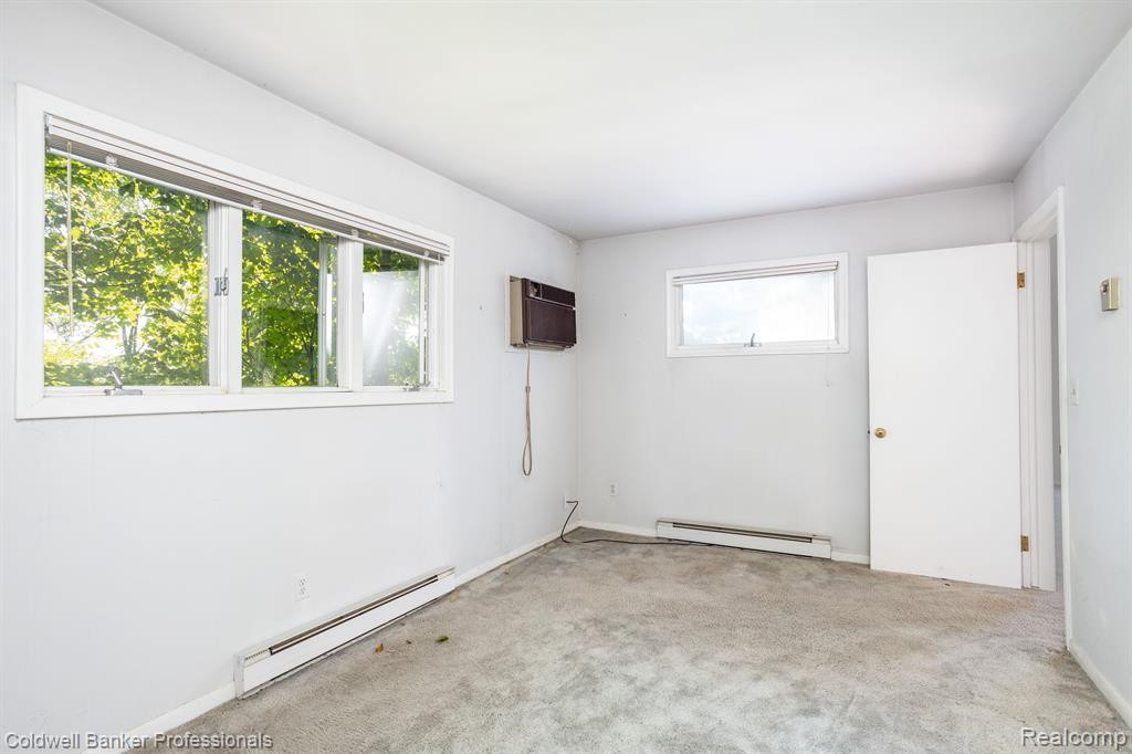 462 EAST Street, Northville, MI 48167 — Photo 22