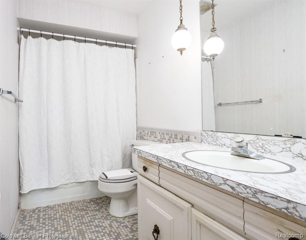 462 EAST Street, Northville, MI 48167 — Photo 25