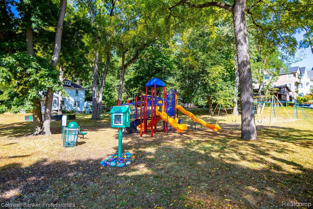 462 EAST Street, Northville, MI 48167 — Photo 31