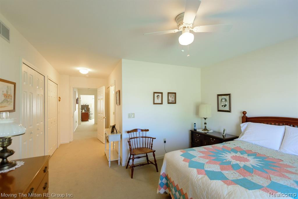 527 LANCASTER Court, Saline, MI 48176 — Photo 9