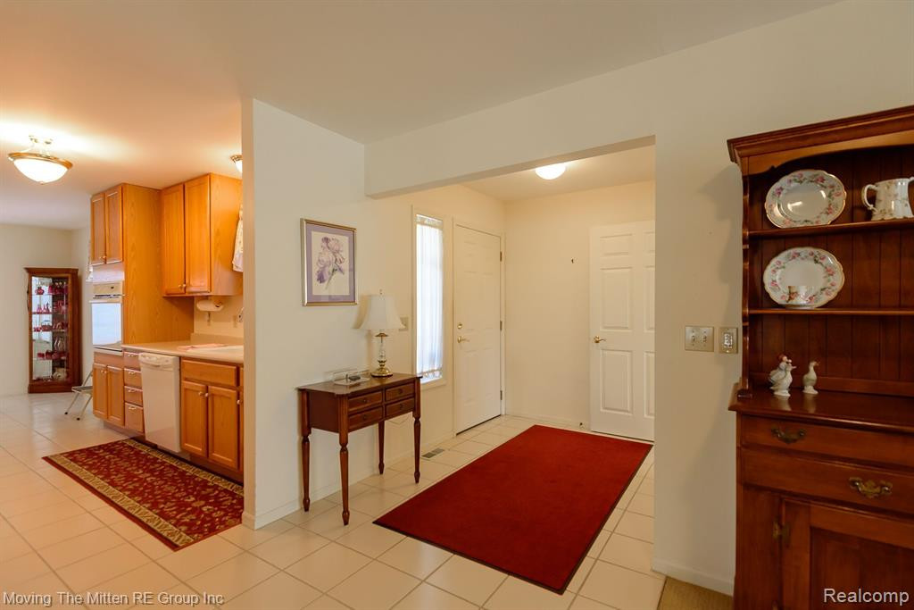 527 LANCASTER Court, Saline, MI 48176 — Photo 15