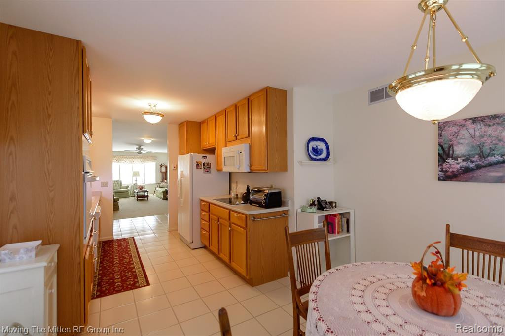 527 LANCASTER Court, Saline, MI 48176 — Photo 23