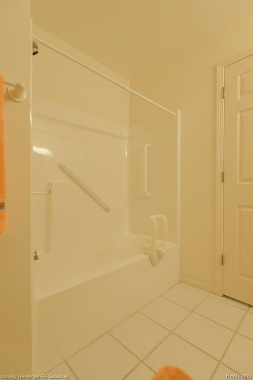 527 LANCASTER Court, Saline, MI 48176 — Photo 34