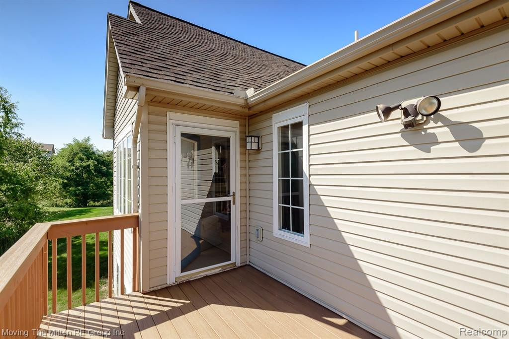 527 LANCASTER Court, Saline, MI 48176 — Photo 39