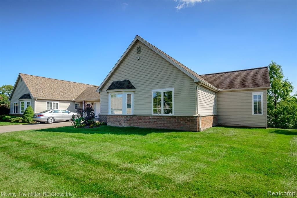 527 LANCASTER Court, Saline, MI 48176 — Photo 43