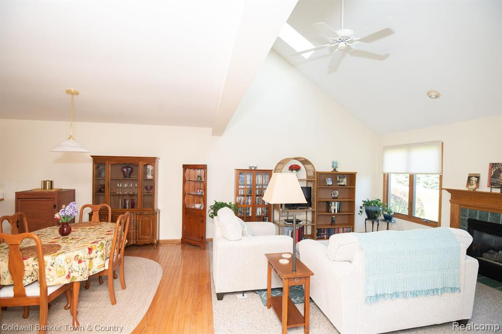 1202 ARBOR RIDGE Drive, Brighton, MI 48116 — Photo 8