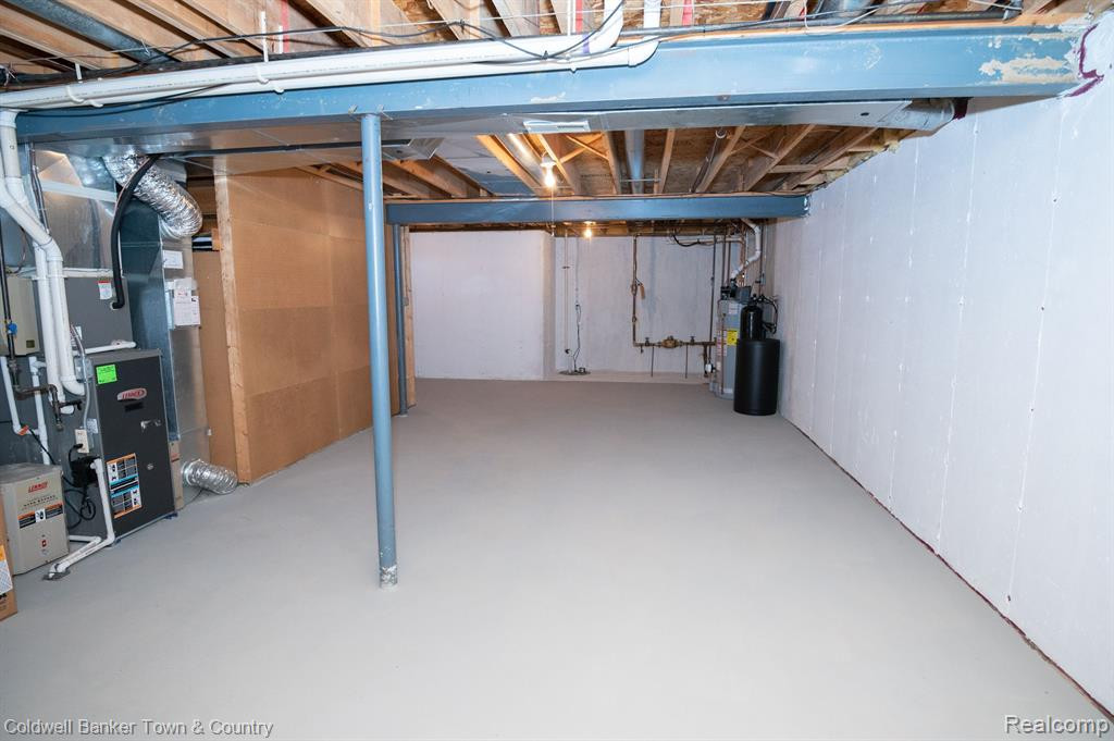 1202 ARBOR RIDGE Drive, Brighton, MI 48116 — Photo 14