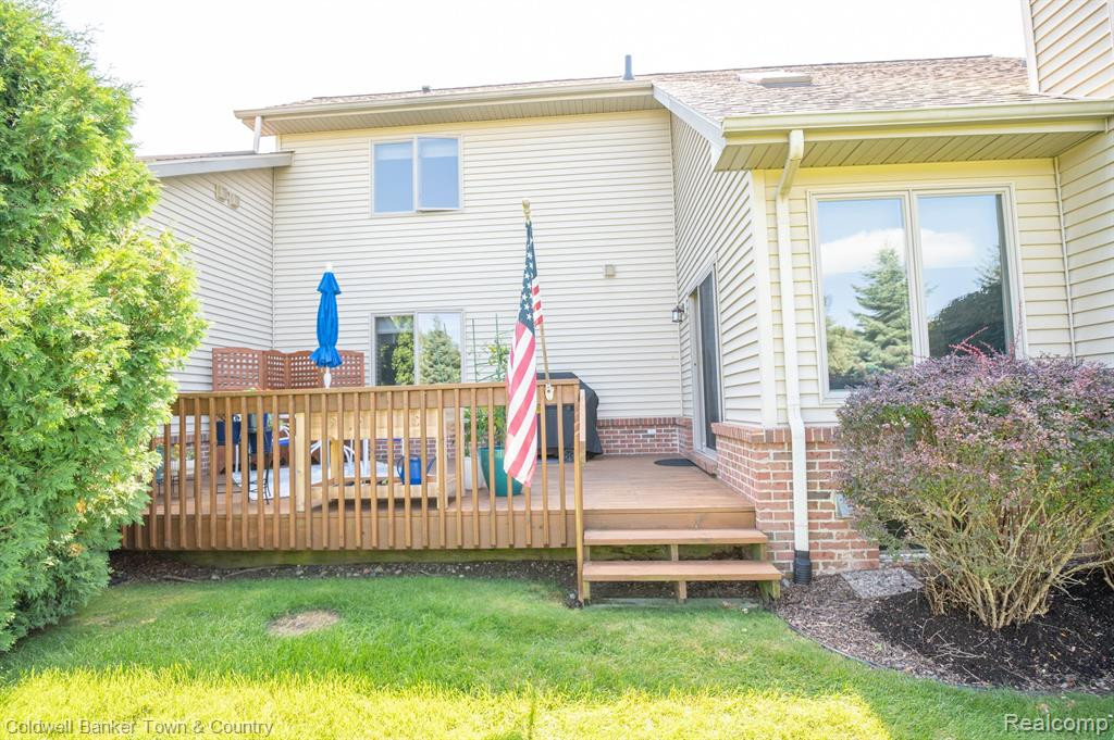 1202 ARBOR RIDGE Drive, Brighton, MI 48116 — Photo 16