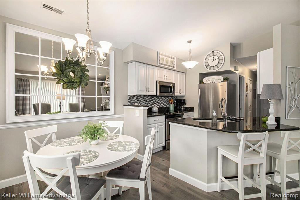 370 Spring Brooke Drive, Brighton, MI 48116 — Photo 6