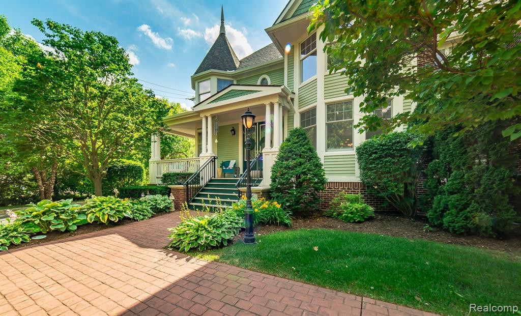 206 N MAIN Street, Clarkston, MI — Photo 2