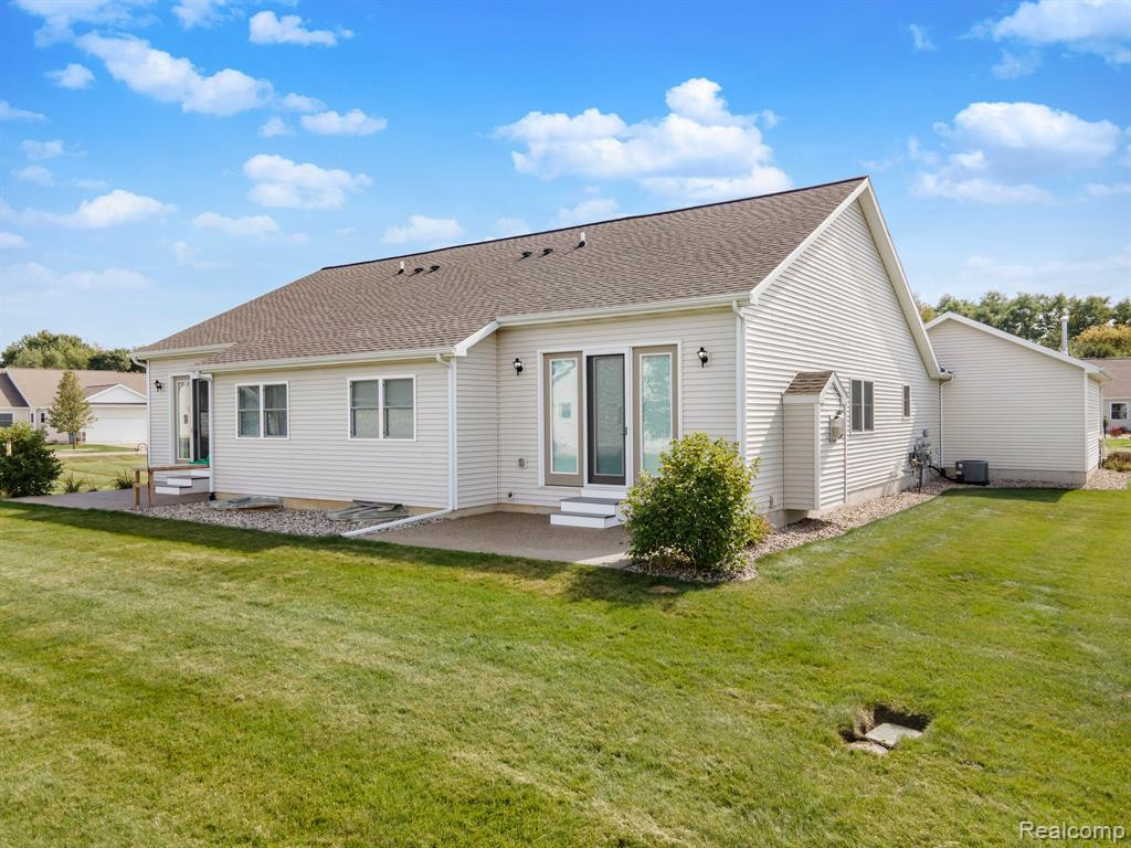 4032 EASTBRIDGE CIRCLE Road, Stockbridge, MI 49285 — Photo 5
