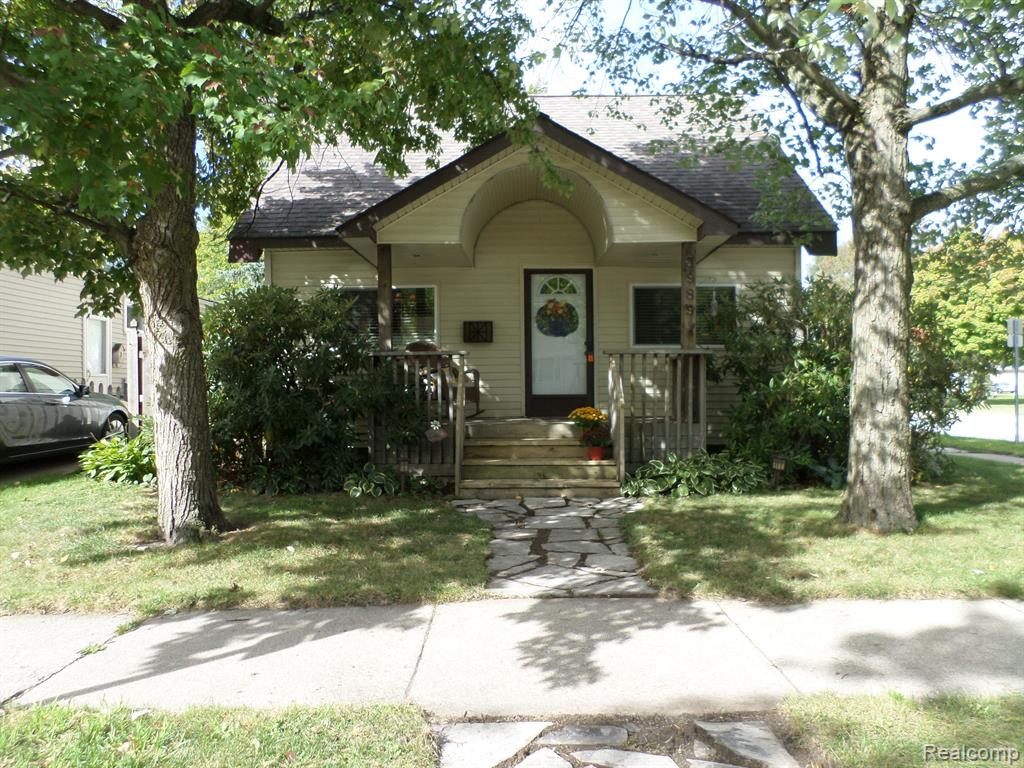3989 ROYAL Avenue, Berkley, MI 48072 — front exterior