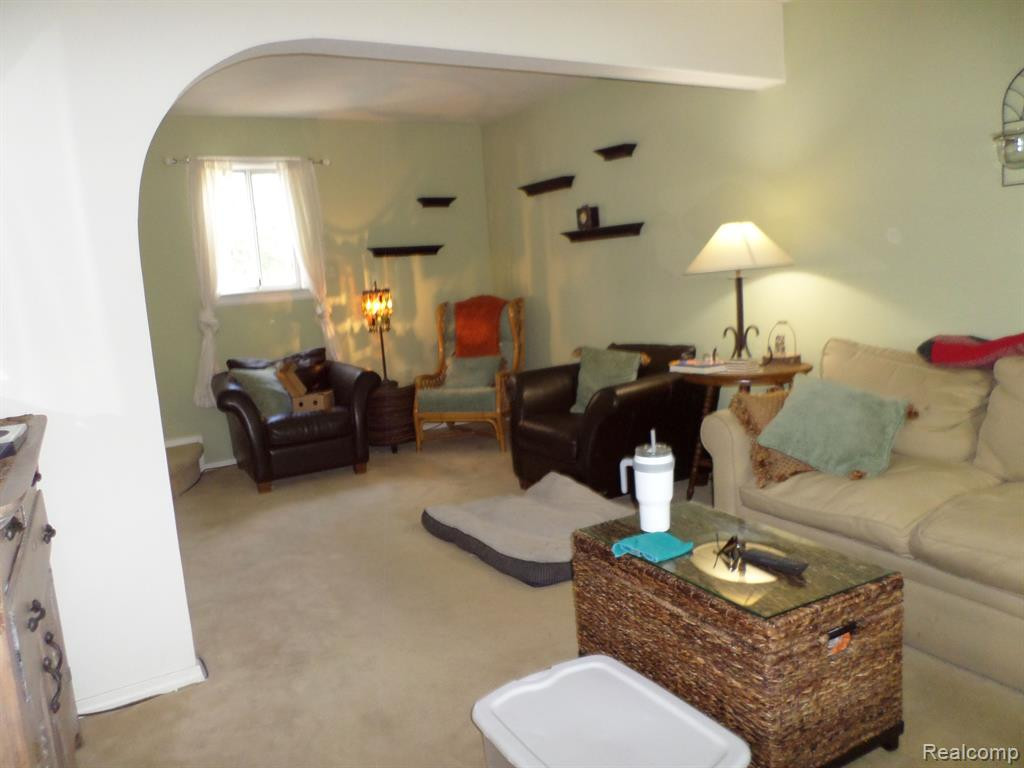 3989 ROYAL Avenue, Berkley, MI 48072 — Photo 5