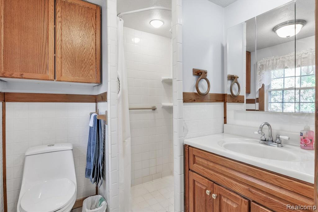 3310 MERIDIAN Road, Leslie, MI 49251 — Photo 17