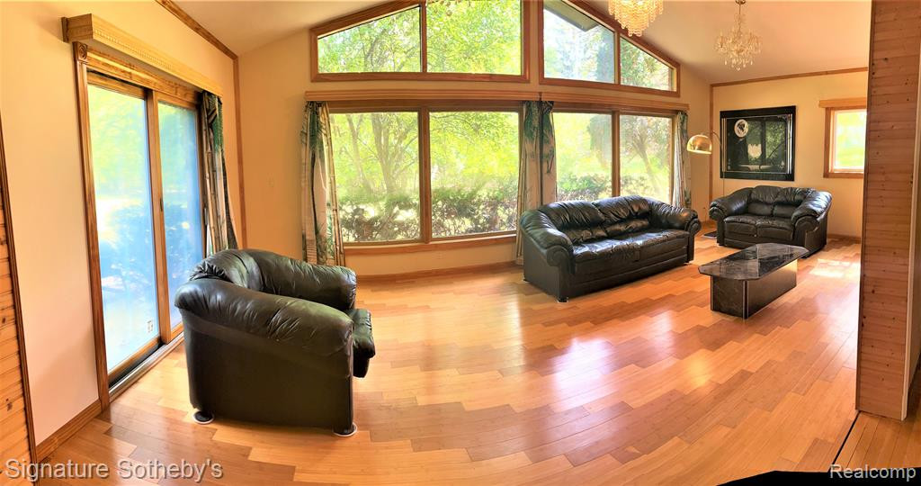 6207 Nicholas Drive, West Bloomfield, MI — Photo 7