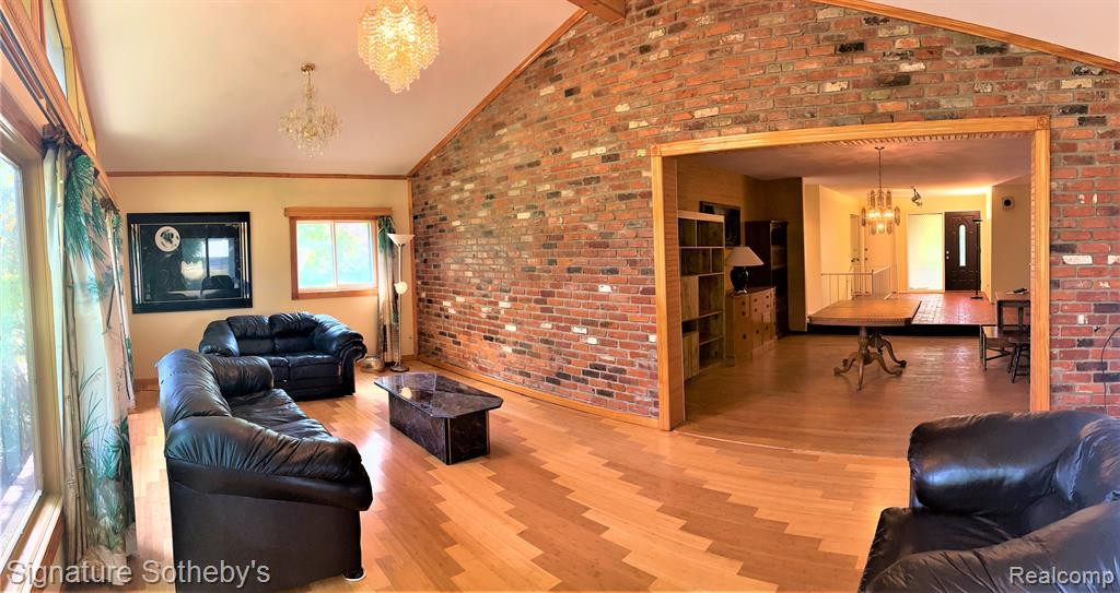 6207 Nicholas Drive, West Bloomfield, MI — Photo 8