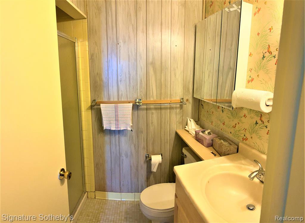6207 Nicholas Drive, West Bloomfield, MI — Photo 13