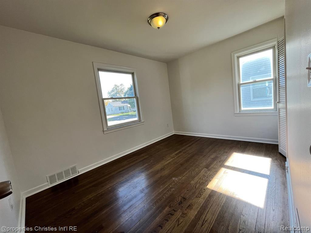 4121 LINWOOD Avenue, Royal Oak, MI 48073 — Photo 12