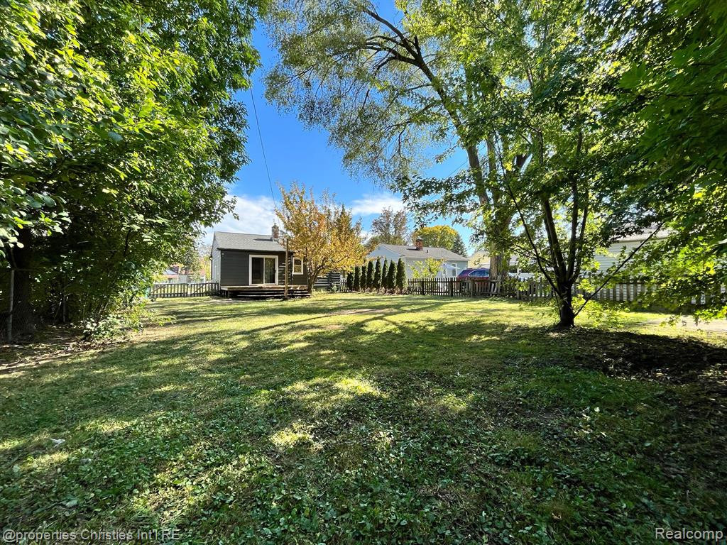 4121 LINWOOD Avenue, Royal Oak, MI 48073 — Photo 19