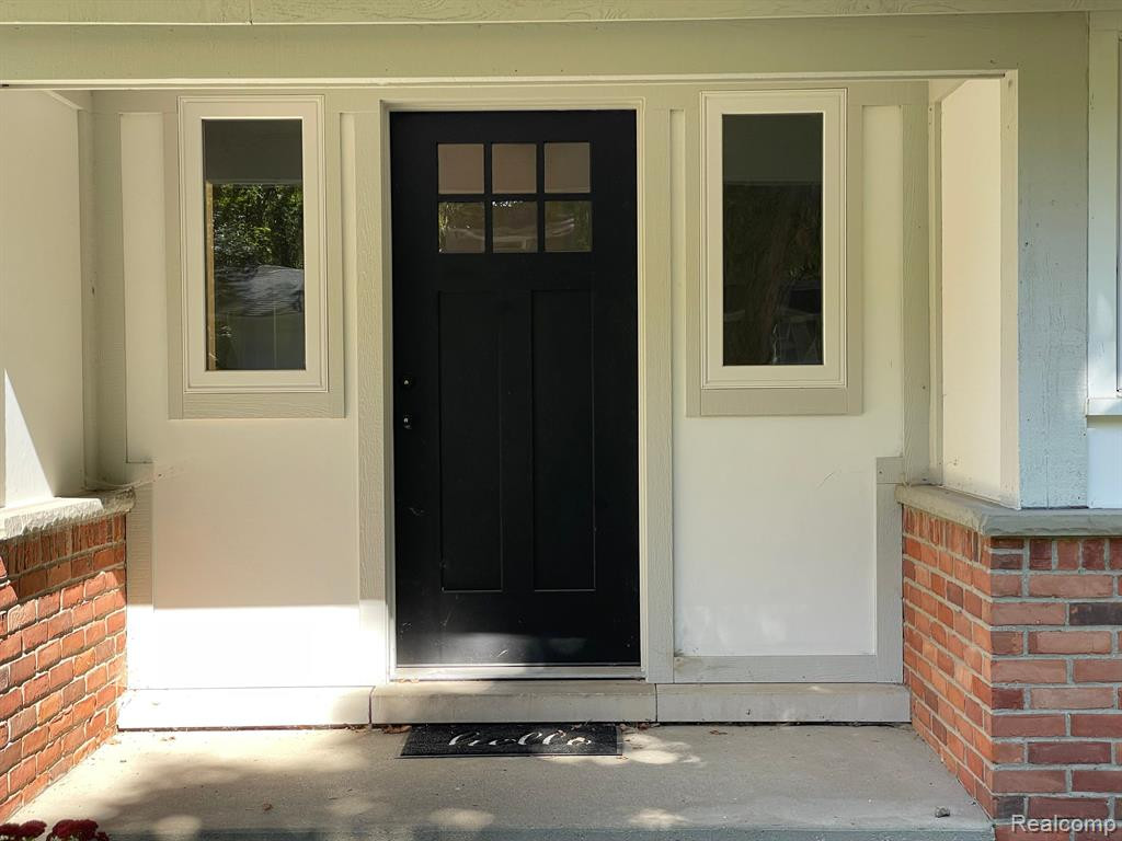 3677 MIDDLETON Drive, Ann Arbor, MI 48105 — Photo 3