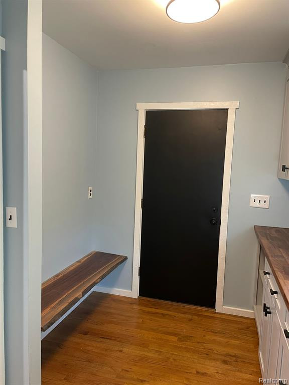 3677 MIDDLETON Drive, Ann Arbor, MI 48105 — Photo 12