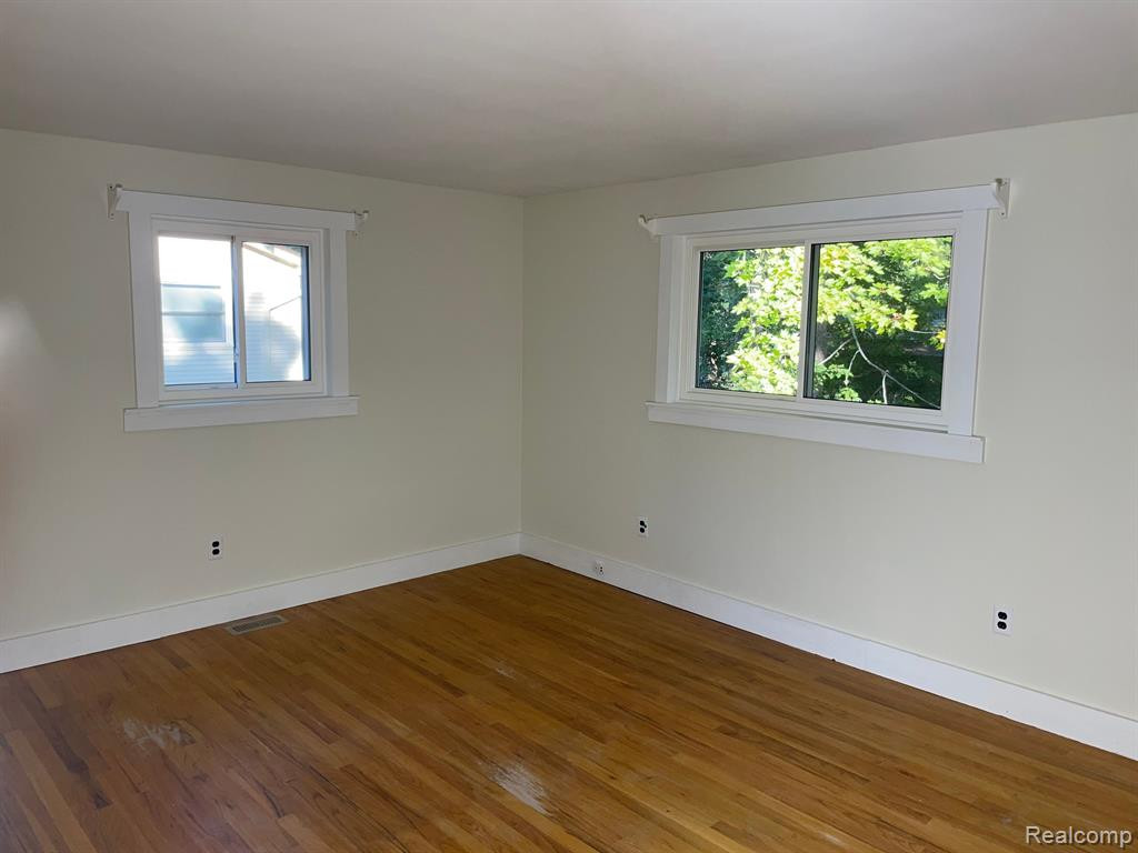 3677 MIDDLETON Drive, Ann Arbor, MI 48105 — Photo 20