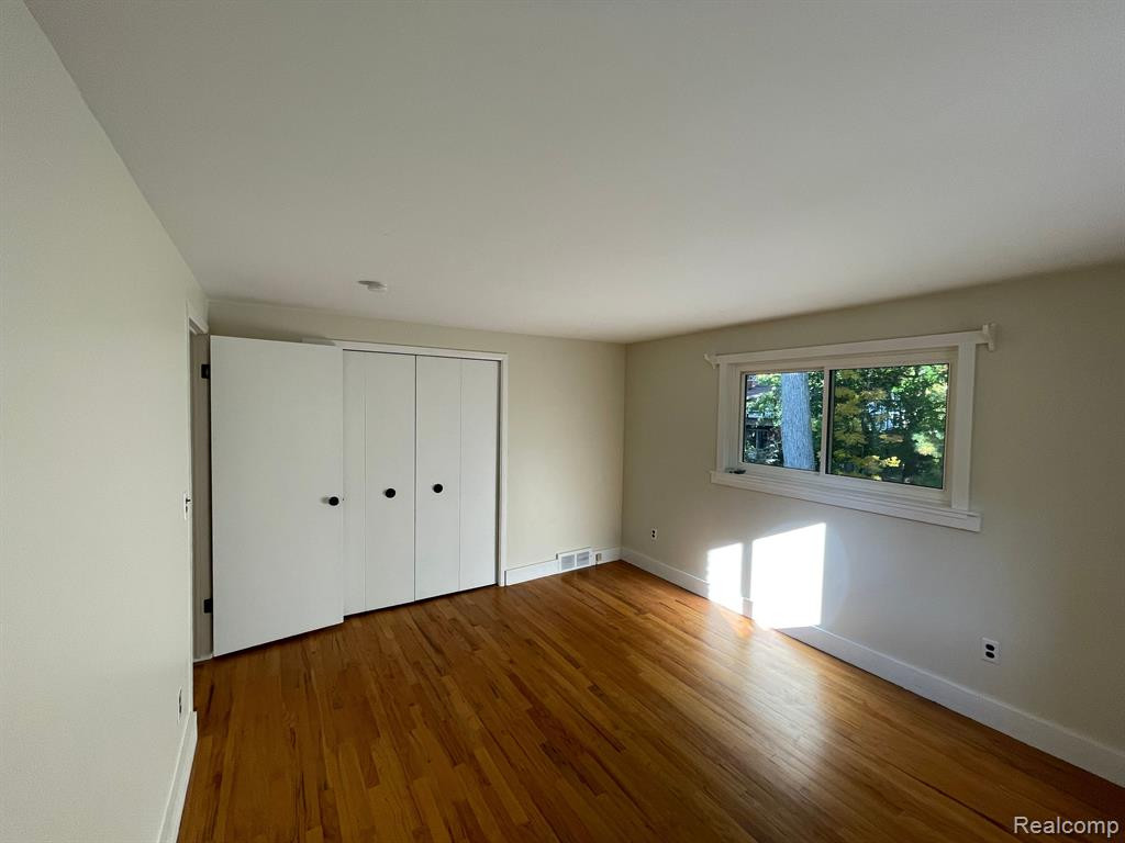 3677 MIDDLETON Drive, Ann Arbor, MI 48105 — Photo 29