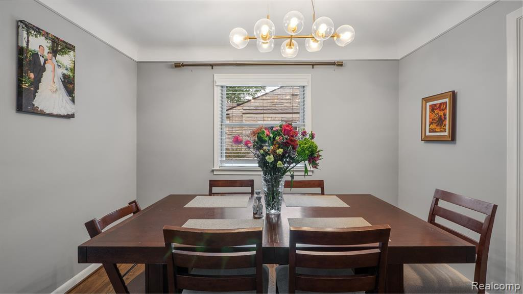 4126 BERKSHIRE Road, Royal Oak, MI 48073 — Photo 7