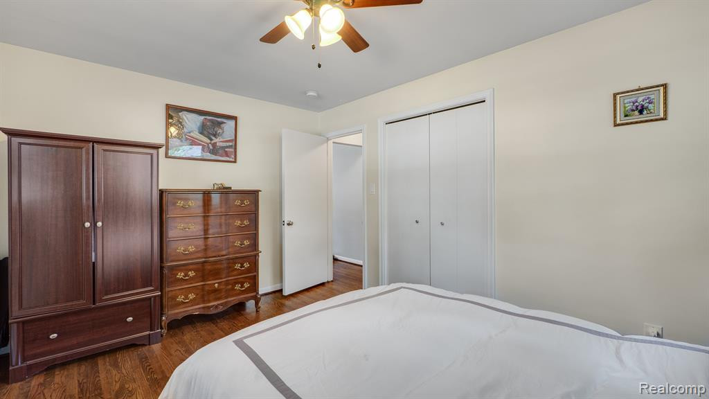4126 BERKSHIRE Road, Royal Oak, MI 48073 — Photo 12