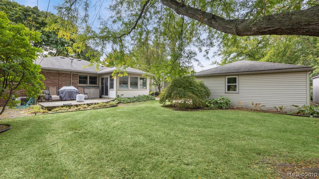 4126 BERKSHIRE Road, Royal Oak, MI 48073 — Photo 24