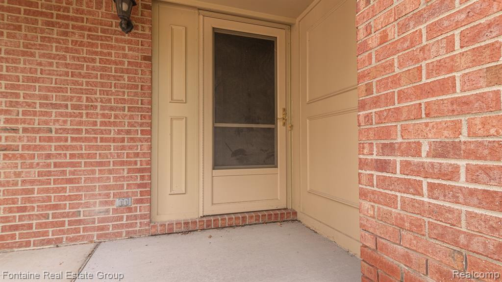 3109 AILSA CRAIG Drive, Ann Arbor, MI 48108 — Photo 2