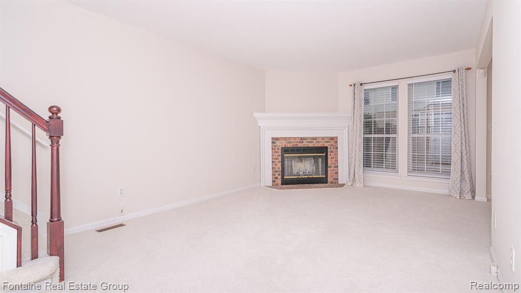 3109 AILSA CRAIG Drive, Ann Arbor, MI 48108 — Photo 9