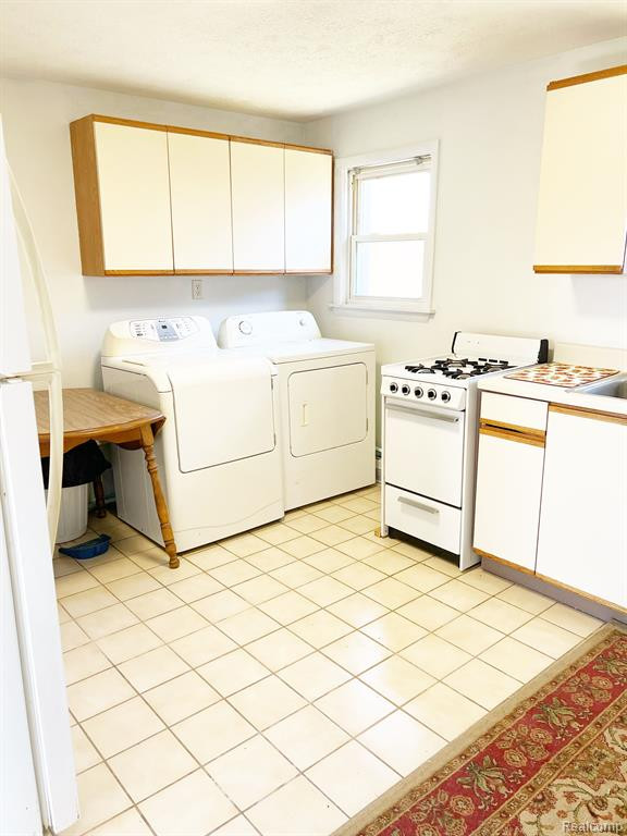 144 W ELIZABETH Street, Lake Orion, MI 48362 — Photo 7