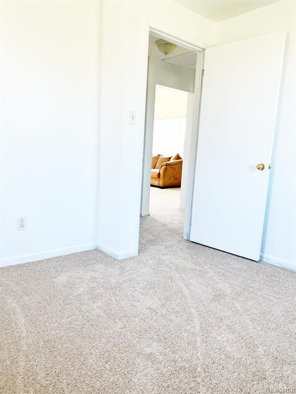 144 W ELIZABETH Street, Lake Orion, MI 48362 — Photo 10