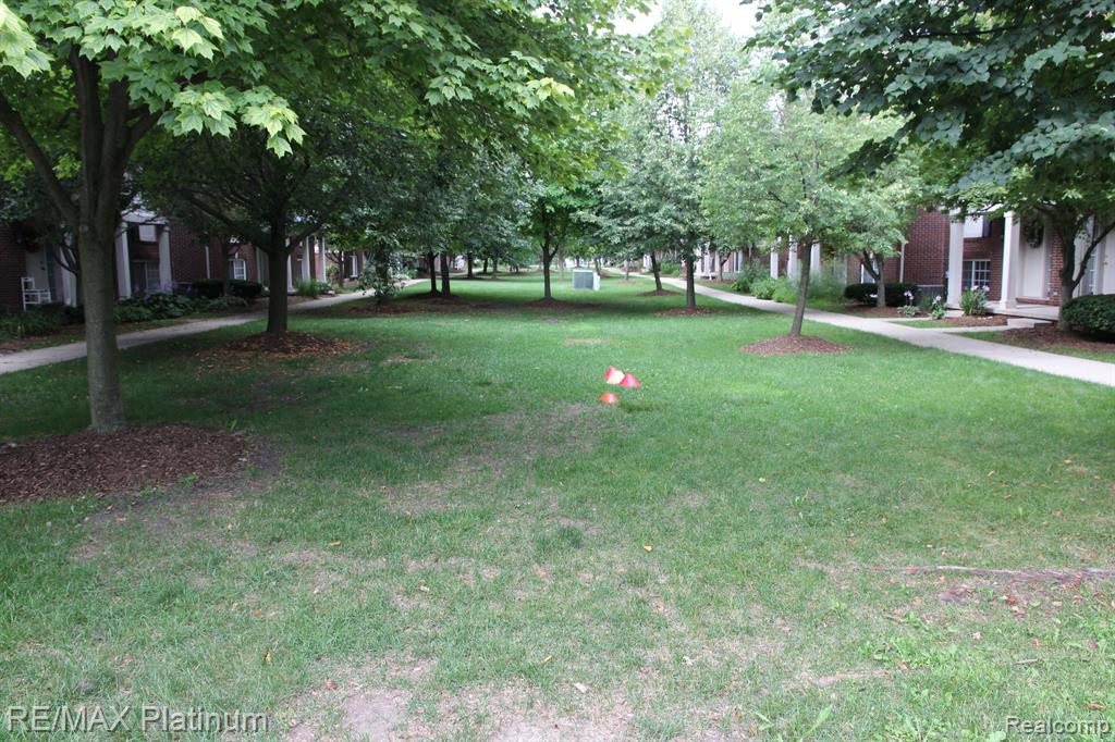 3128 PROMENADE Circle, Ann Arbor, MI 48108 — Photo 35