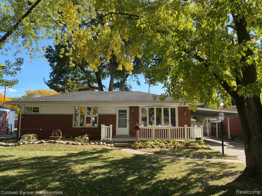 8774 SHANNON Drive, Sterling Heights, MI 48314 — front exterior