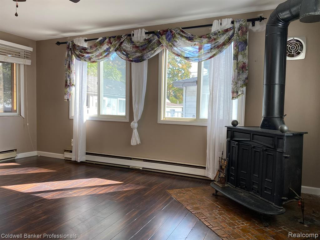 8774 SHANNON Drive, Sterling Heights, MI 48314 — Photo 14