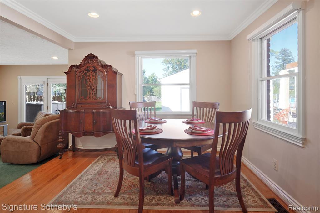 395 Greenwood Street, Birmingham, MI 48009 — Photo 13