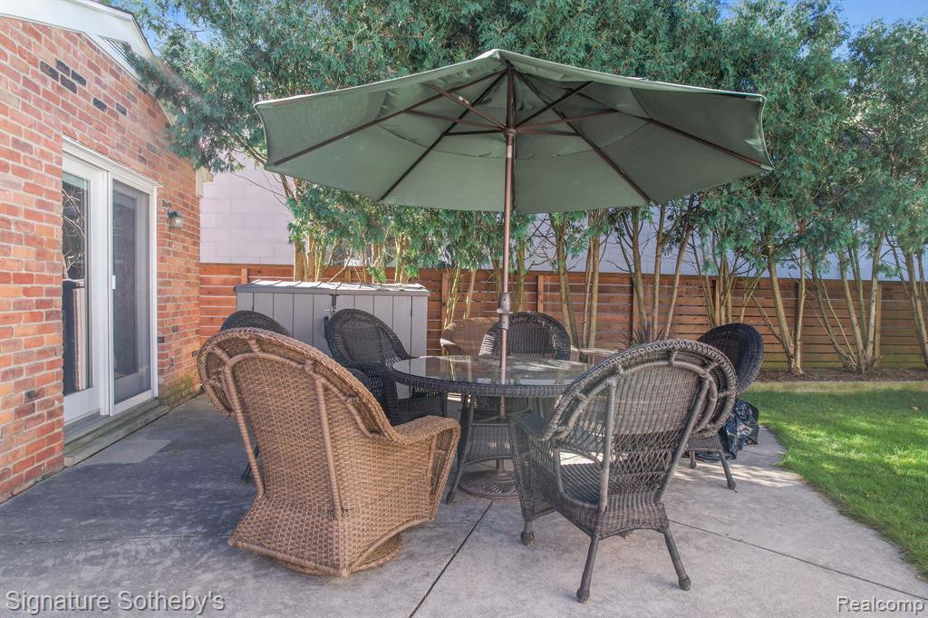 395 Greenwood Street, Birmingham, MI 48009 — Photo 23