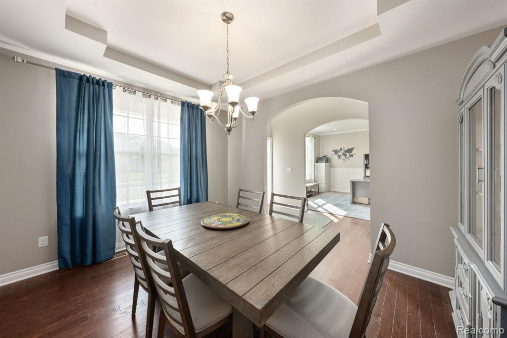 58206 SUNFLOWER Circle N, New Hudson, MI 48165 — Photo 5