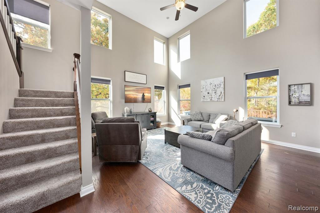 58206 SUNFLOWER Circle N, New Hudson, MI 48165 — Photo 8