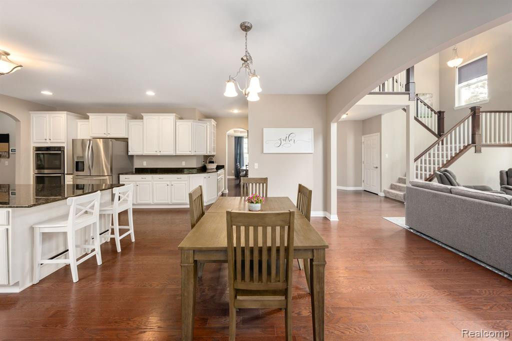 58206 SUNFLOWER Circle N, New Hudson, MI 48165 — Photo 12