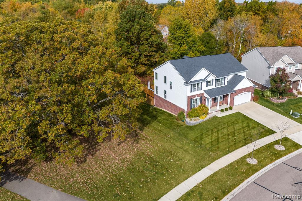 58206 SUNFLOWER Circle N, New Hudson, MI 48165 — Photo 34