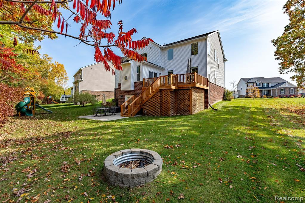 58206 SUNFLOWER Circle N, New Hudson, MI 48165 — Photo 35