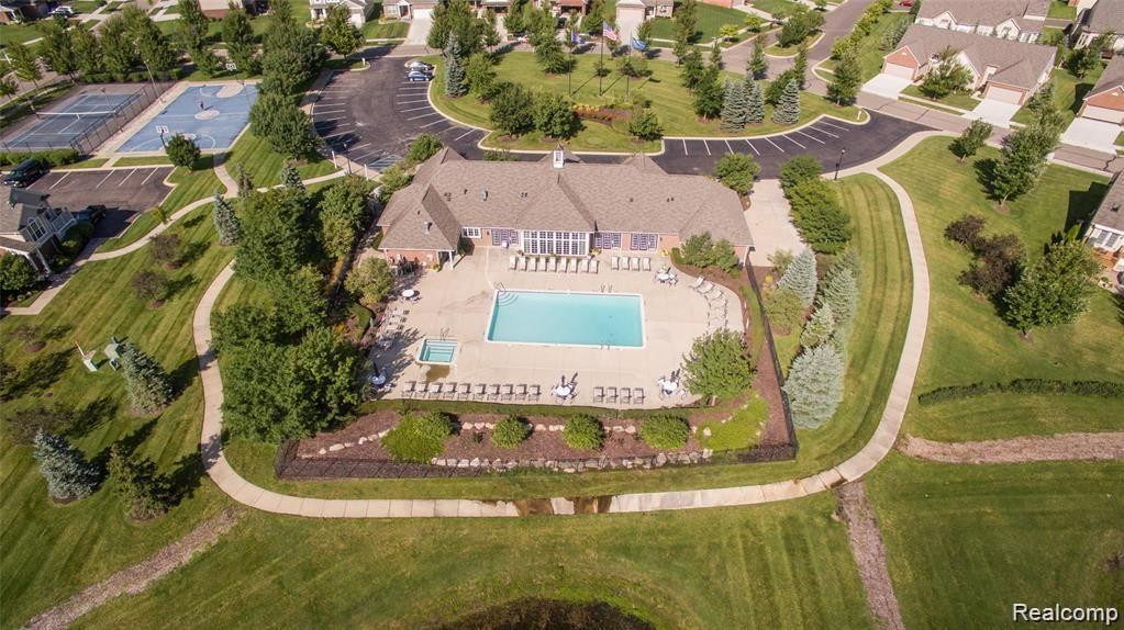 58206 SUNFLOWER Circle N, New Hudson, MI 48165 — Photo 49